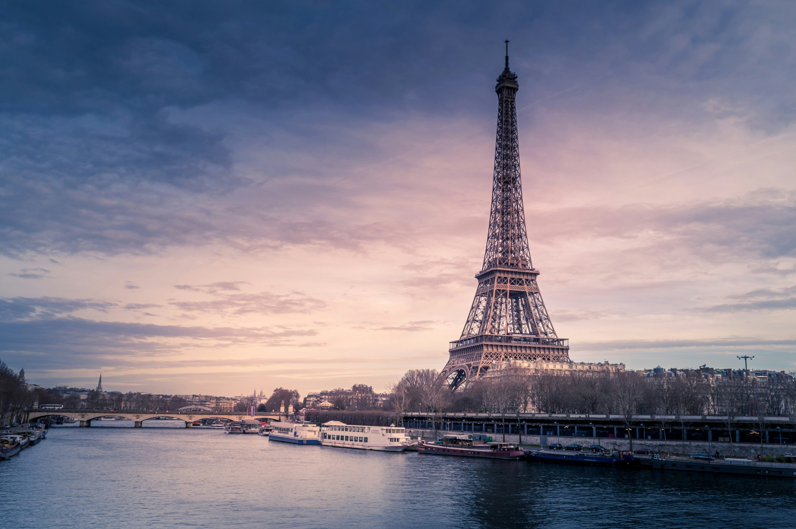 Guía Completa de París: Qué Ver y Dónde Alojarse